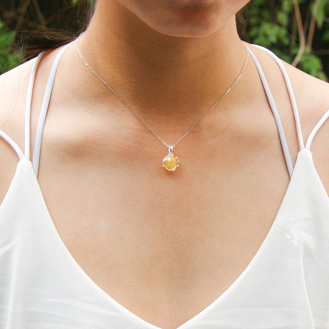 Aroma Necklace White Gold + Purify Oil Blend - One Oasis