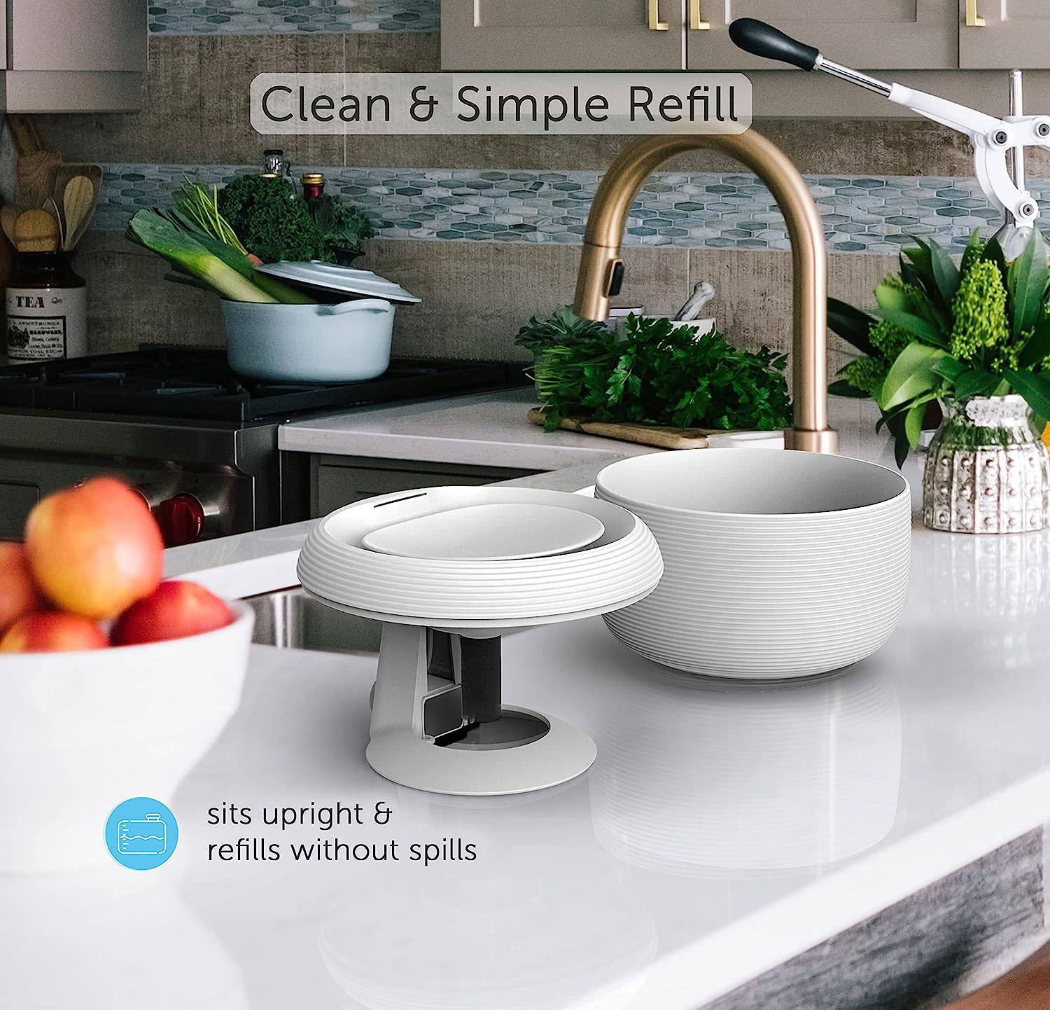 Smart Pet Water Fountain for Cats & Dogs, 2.5L - One Oasis