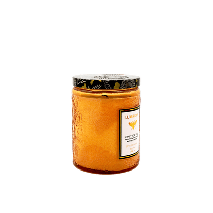 Faubourg Embossed Scented Candle amber - One Oasis