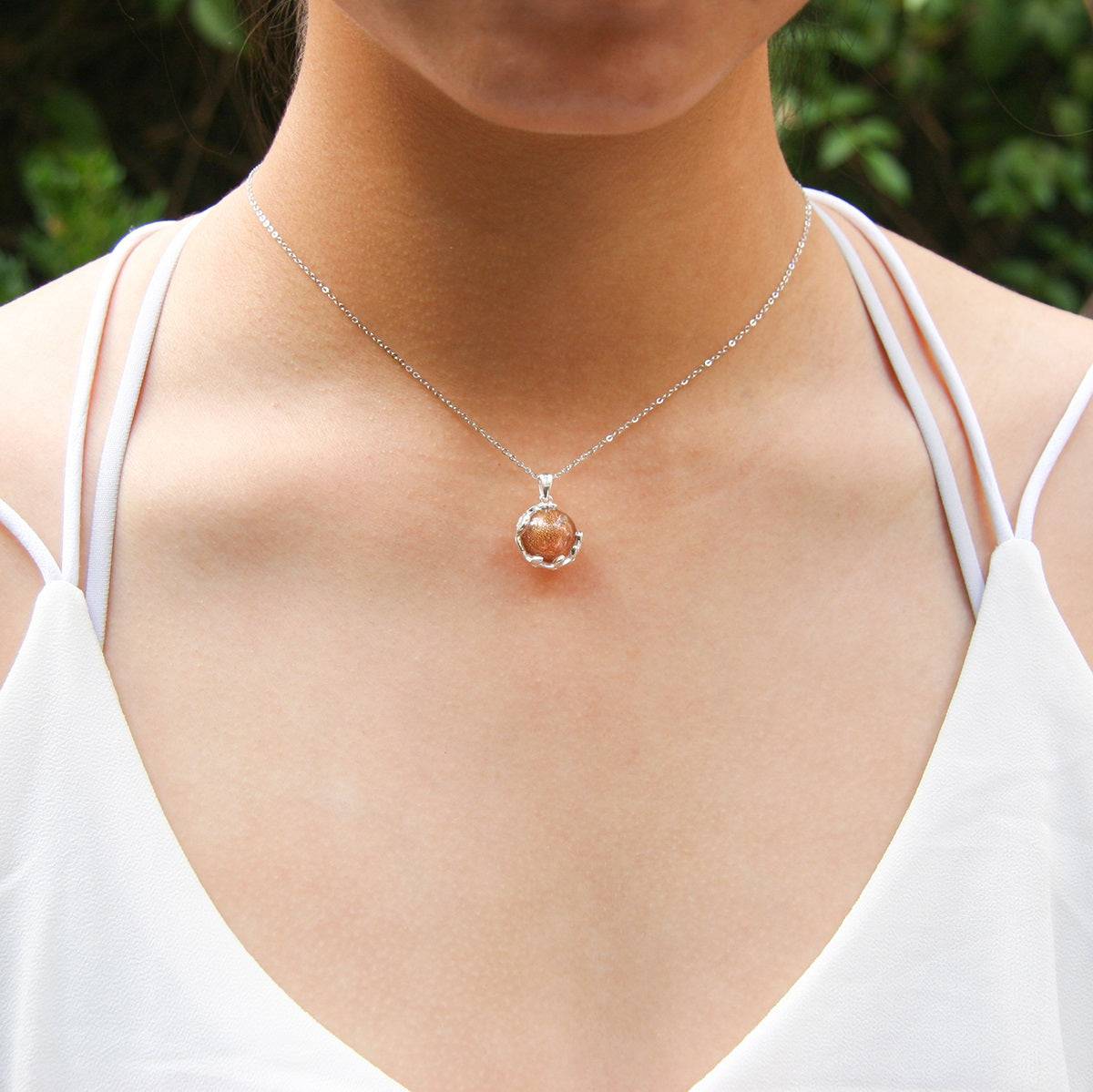 Aroma Necklace White Gold + Purify Oil Blend - One Oasis